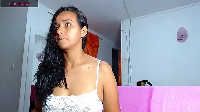 Snapshot of Kendall_honea chatting on 05-29-26, 03:59 Kendall honea online show from 05-29-26, 03:59