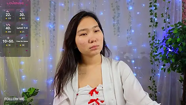 Yoon Mii online show from 10-12-25, 07:18