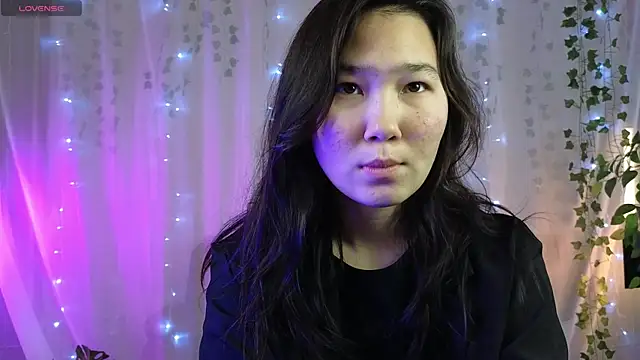 Yoon Mii online show from 10-16-25, 09:43