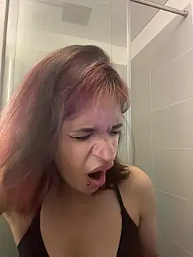 sukulaurens online show from 12-16-25, 03:55