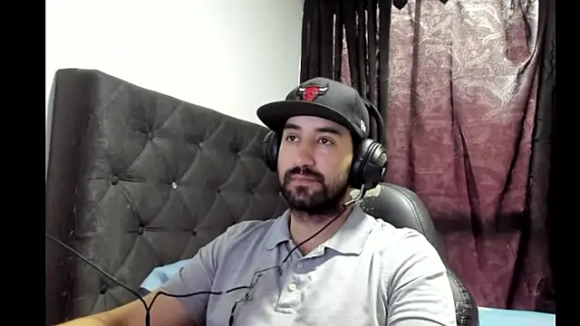 coolfriki online show from 11-15-25, 09:11