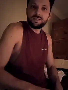 felipelon07 online show from 11-29-25, 04:15