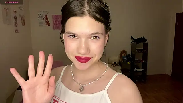 AlmetaBradicich online show from 11-12-25, 03:23