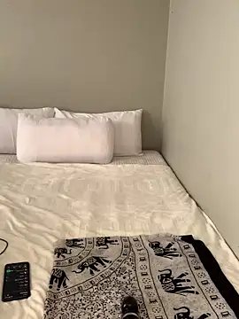 Scarlettxx21 online show from 03-16-26, 08:29