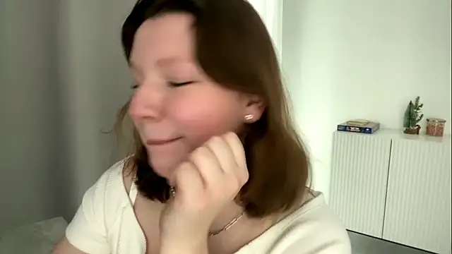 TamekiaSamii online show from 11-08-25, 07:08