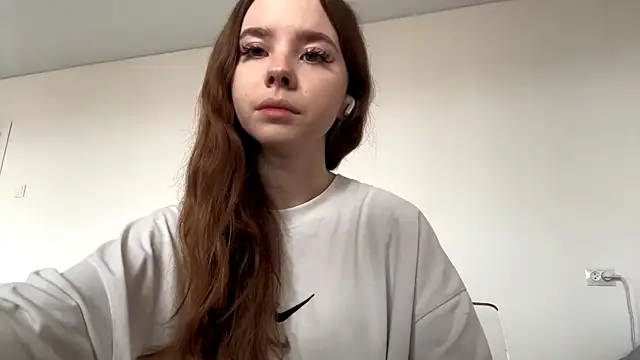 EhtelBiondi online show from 10-30-25, 08:16