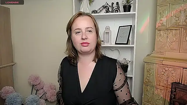 HelenFl online show from 10-07-25, 08:22