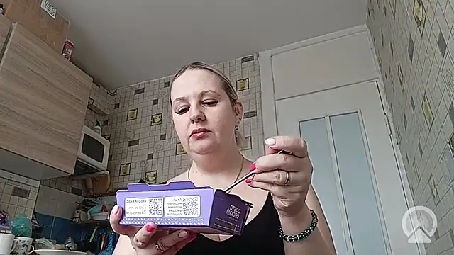 Snapshot of Melorini chatting on 03-12-26, 05:46 Melorini online show from 03-12-26, 05:46