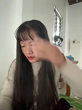 TrangNemo online show from 11-27-25, 01:18