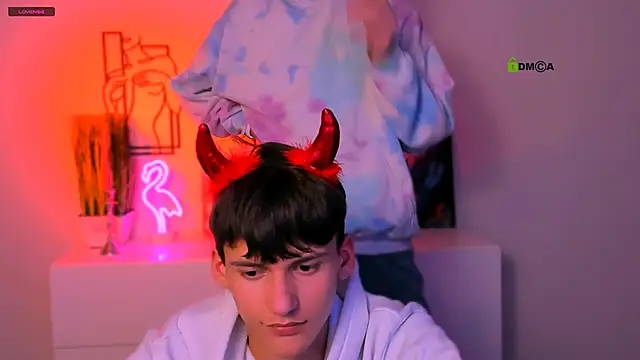 Snapshot of rico_steel chatting on 11-12-25, 11:25 rico steel online show from 11-12-25, 11:25