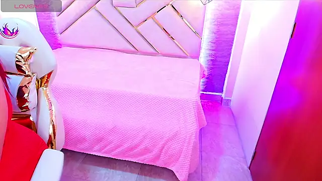 Addyy 02 online show from 10-10-25, 11:31