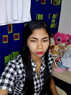 Snapshot of Ammyy_Wood_ chatting on 10-10-25, 03:49 Ammyy Wood online show from 10-10-25, 03:49