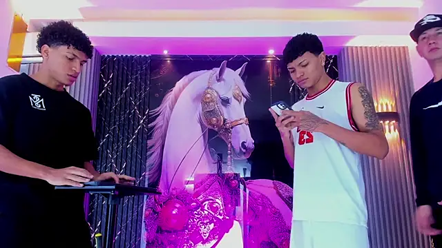  Gods of Olympus  online show from 12-05-25, 04:43