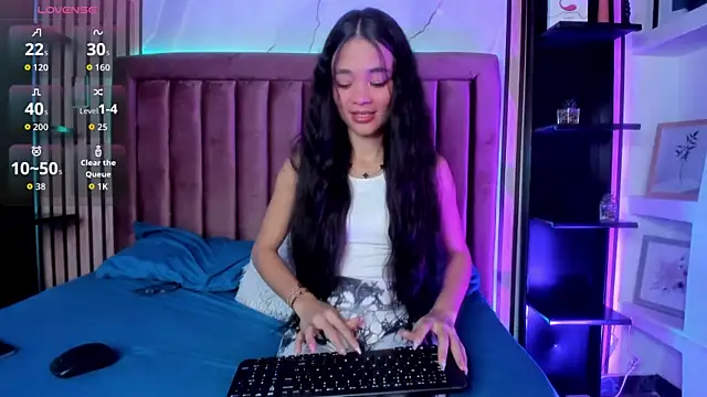 Isis Blaze online show from 05-02-26, 03:33