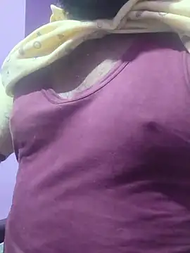 Snapshot of Y0ur_Slave chatting on 01-12-26, 02:00 Y0ur Slave online show from 01-12-26, 02:00