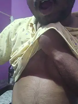 Snapshot of Y0ur_Slave chatting on 02-07-26, 04:33 Y0ur Slave online show from 02-07-26, 04:33