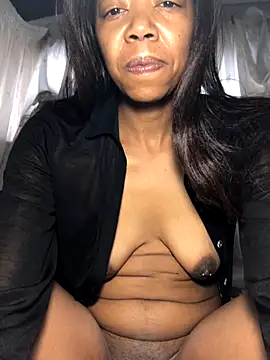 Snapshot of Venusasss chatting on 11-26-25, 06:36 Venusasss online show from 11-26-25, 06:36