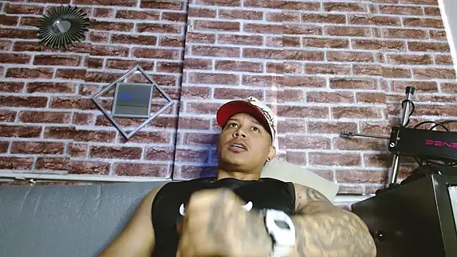 jordan bigcock  online show from 05-12-26, 03:42