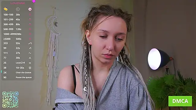 JohnetteConstine online show from 10-19-25, 05:19