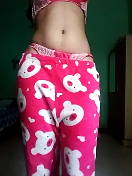 Hornyme18 online show from 10-27-25, 04:49