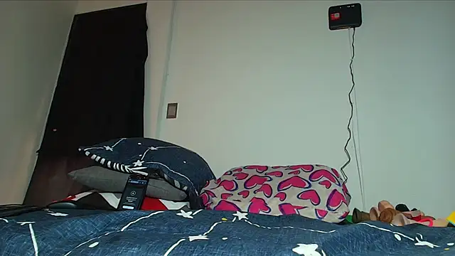 Snapshot of s-sweett chatting on 10-09-25, 03:43 s-sweett online show from 10-09-25, 03:43