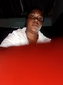 Snapshot of sexy-Luke chatting on 10-08-25, 04:54 sexy-Luke online show from 10-08-25, 04:54