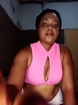 Snapshot of sexy-Luke chatting on 10-09-25, 04:38 sexy-Luke online show from 10-09-25, 04:38