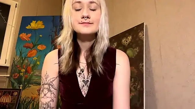 Ulemonala Cute online show from 10-15-25, 05:13