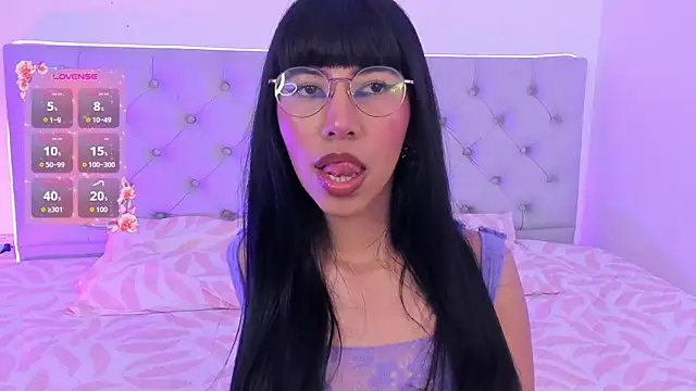 Nina fox 0691 online show from 10-11-25, 01:42