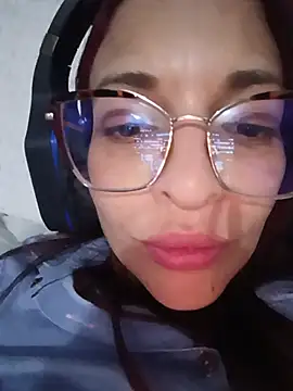 Snapshot of cerecita_anna chatting on 07-31-26, 12:32 cerecita anna online show from 07-31-26, 12:32