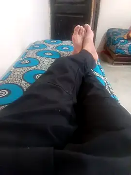 latarak321 online show from 10-28-25, 03:47