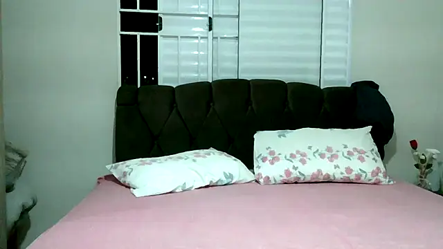 CleoHot25 online show from 12-14-25, 12:38