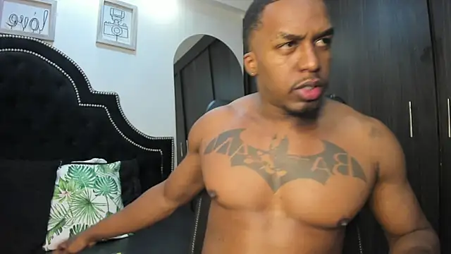 Snapshot of DenzelRios chatting on 11-01-25, 07:49 DenzelRios online show from 11-01-25, 07:49