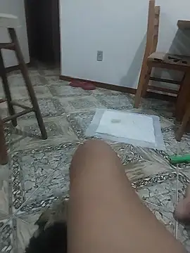 Snapshot of Merlin2310 chatting on 01-10-26, 06:04 Merlin2310 online show from 01-10-26, 06:04