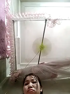 ladzy sexy online show from 04-12-26, 09:09