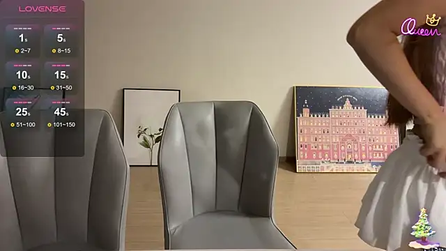 Snapshot of Alyssa-8 chatting on 06-27-26, 01:06 Alyssa-8 online show from 06-27-26, 01:06