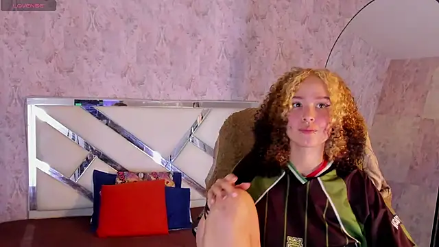 Snapshot of benny_wilson chatting on 11-22-25, 04:11 benny wilson online show from 11-22-25, 04:11