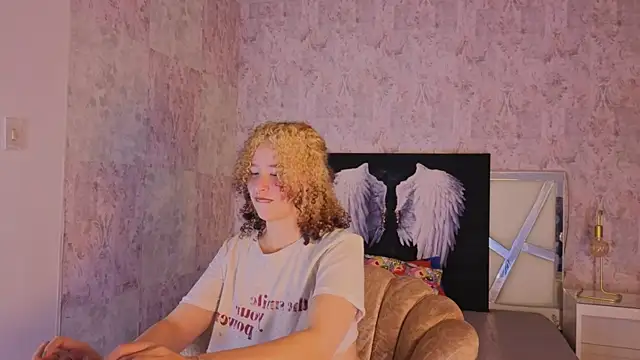 Snapshot of benny_wilson chatting on 11-27-25, 04:25 benny wilson online show from 11-27-25, 04:25