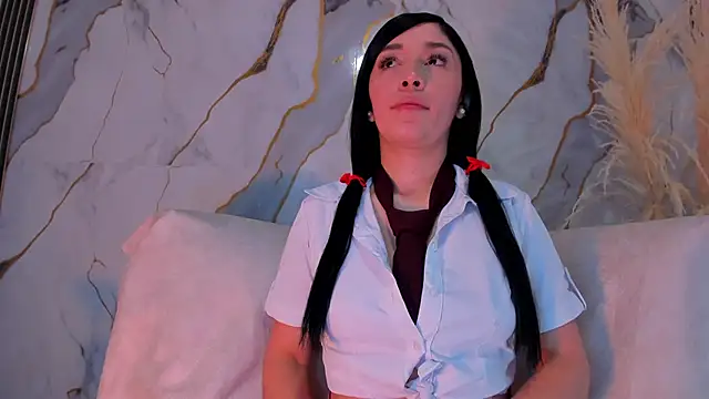 AbbyLewiis online show from 10-22-25, 12:27