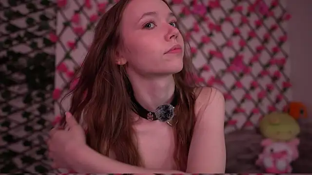 Petite Polly online show from 10-19-25, 01:06