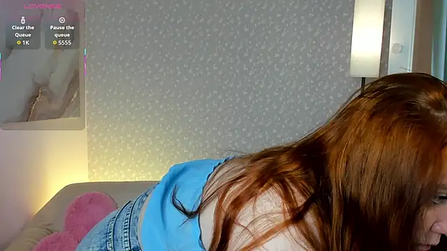 Diana charon online show from 11-30-25, 01:09