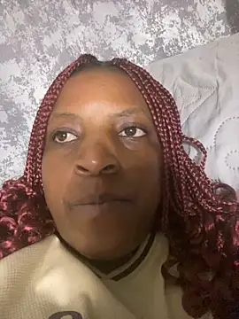 Snapshot of Linae1234 chatting on 11-12-25, 09:47 Linae1234 online show from 11-12-25, 09:47