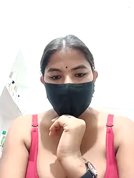 Hot radhaji online show from 11-20-25, 09:09