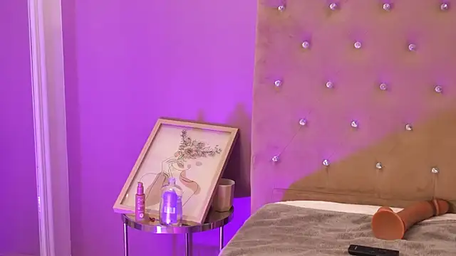 ClaraPasssion online show from 11-18-25, 08:57