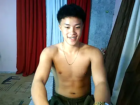 ur naughtyboy patrick online show from 10-21-25, 09:10