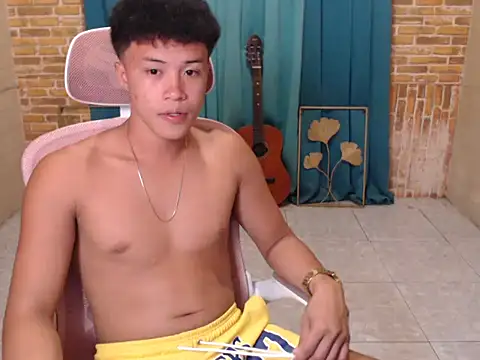 ur naughtyboy patrick online show from 11-03-25, 01:56