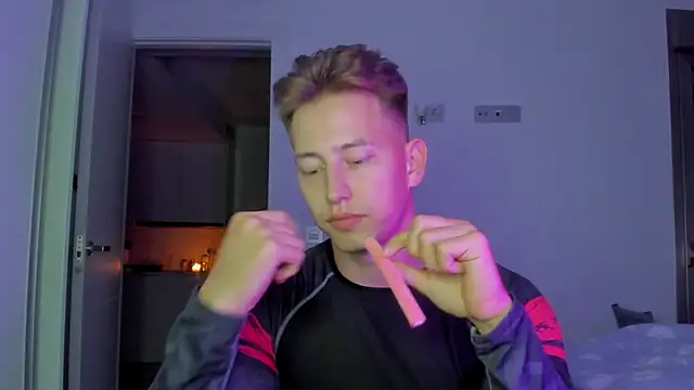 find0m master online show from 12-22-25, 09:45