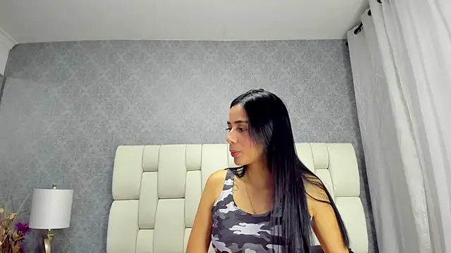 nicollandjhon online show from 11-11-25, 01:38