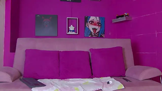 Aranzza Ross online show from 11-21-25, 07:56