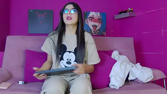 Aranzza Ross online show from 11-25-25, 12:27